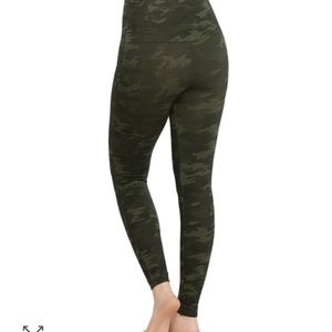 Spank size small  new